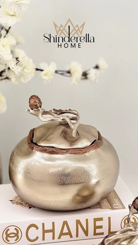 مضيفة صنوبر حجم كبير ✨